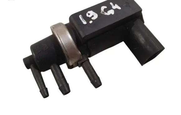 Volkswagen Golf IV Turbo solenoid valve 059906628A