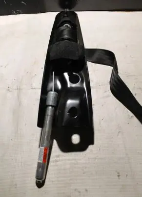 Volvo XC90 Front seatbelt 8092