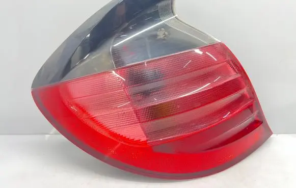 Mercedes-Benz C W203 Rear/tail lights A2038200564