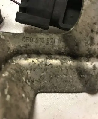 Headlight level adjustment motor