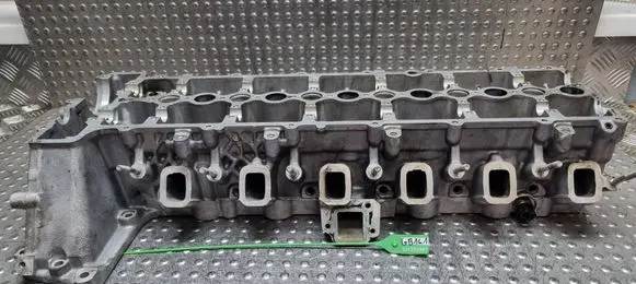 BMW 5 E60 E61 Engine head S27705161 7788259