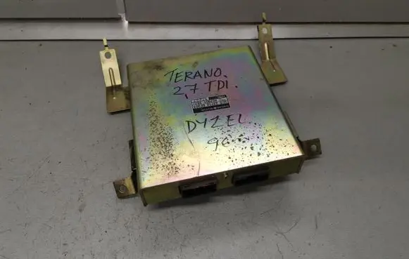 Nissan Terrano Engine control unit/module 237100F003