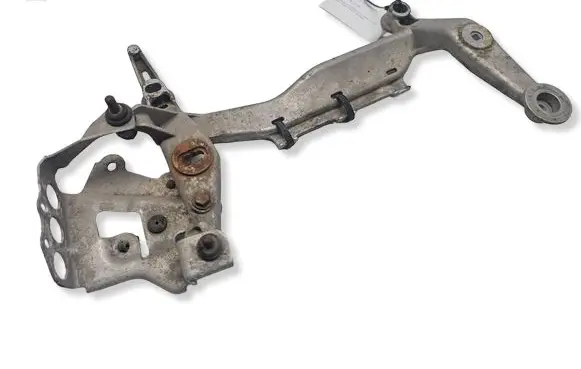 Audi Q7 4L Pneumatic air compressor holding bracket 7L0616879