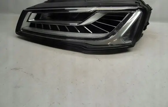 Audi A8 S8 D4 4H Headlight/headlamp 4H0941033B