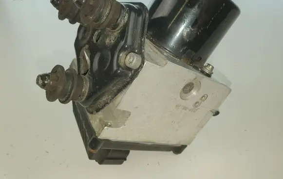 Volkswagen PASSAT B6 ABS Pump 3C0614095P 16027201