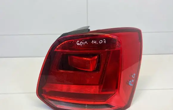 Volkswagen Polo Rear/tail lights 6R0945258