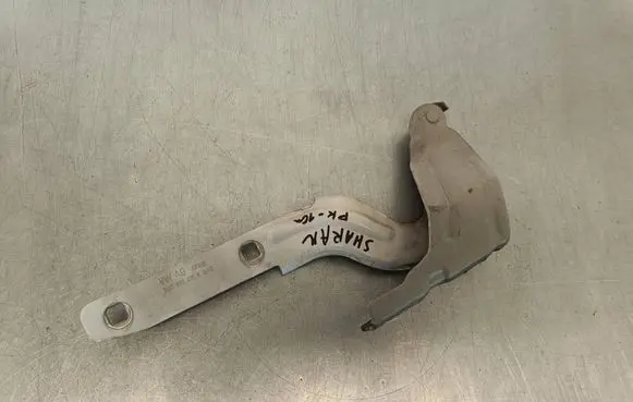 Volkswagen Sharan Engine bonnet/hood hinges 7N0823301B