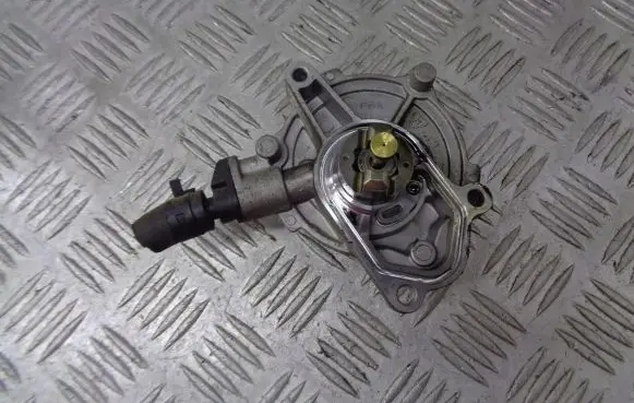 Hyundai i30 Vacuum pump 28810-2A101