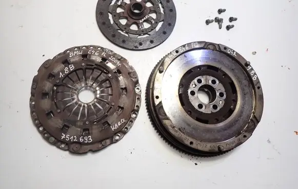 BMW 3 E46 Clutch set kit 7512693
