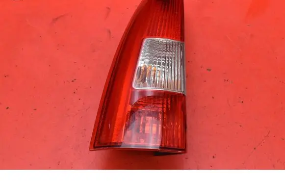 Volvo V70 Rear/tail lights 9154493
