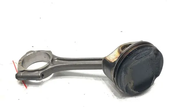 Citroen C4 Cactus Piston with connecting rod HNZ