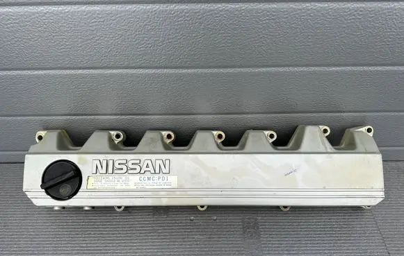 Nissan Patrol Y60 Rocker cam cover 1326422J11