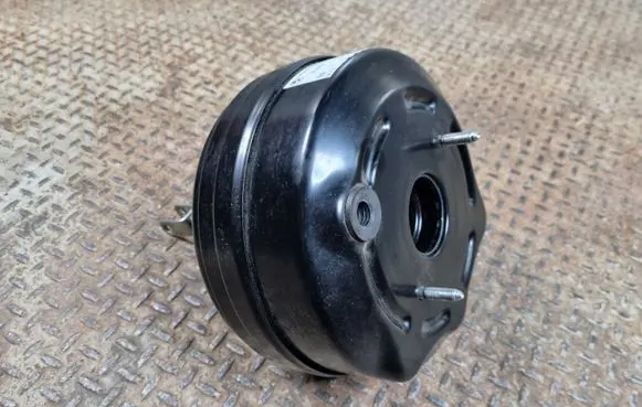 BMW 2 F22 F23 Brake booster 6798419
