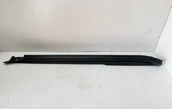 Porsche Panamera (976) Side skirt front trim 976854883B