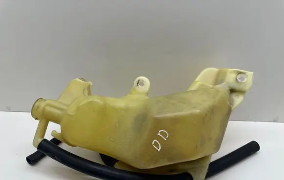 Dodge Durango III Coolant expansion tank/reservoir M144084