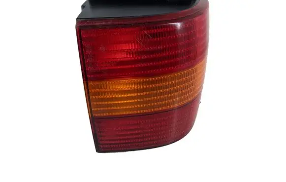 Volkswagen PASSAT B4 Rear/tail lights 3A9945257