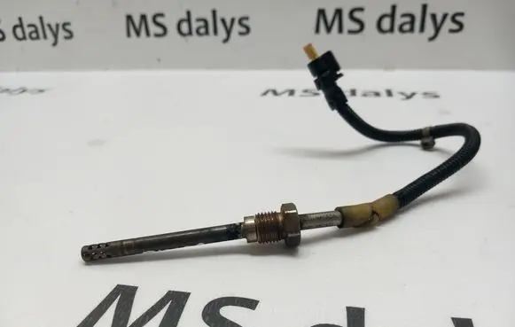 Mercedes-Benz ML W166 Exhaust gas temperature sensor A0019052300 0019052300
