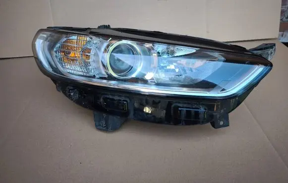 Ford Mondeo MK V Headlight/headlamp DS73-13W029-BE DS7313W029BE