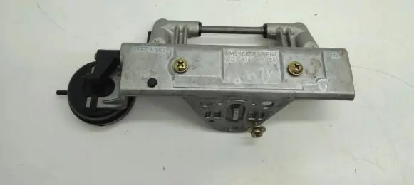 Mercedes-Benz E W124 Rear seat headrest 2029700025