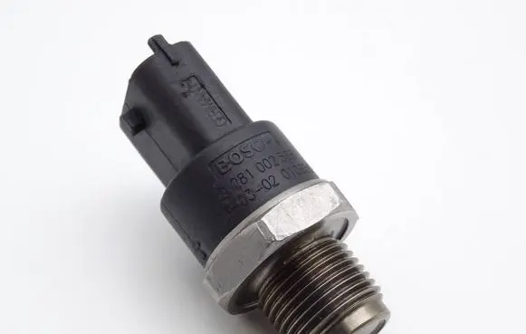 Renault Master II Fuel pressure sensor 0281002568