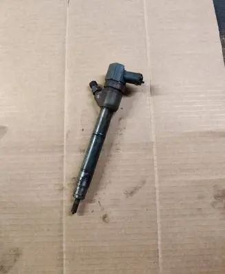 KIA Ceed Fuel injector 338002a400 0445110256