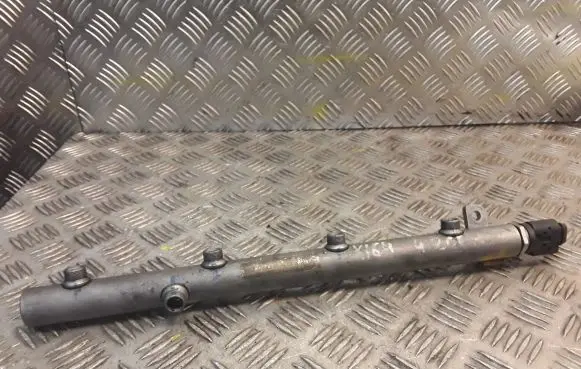 Mercedes-Benz GL X164 Fuel main line pipe 6290701695 0061533328