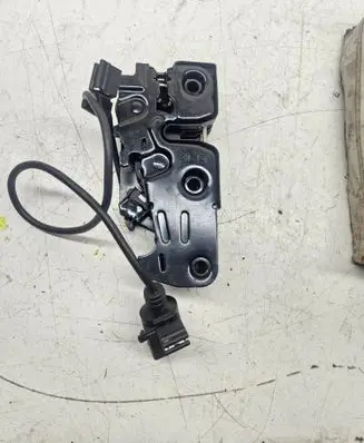 Audi Q5 SQ5 8R Engine bonnet/hood lock/catch 8K0823509F 17485
