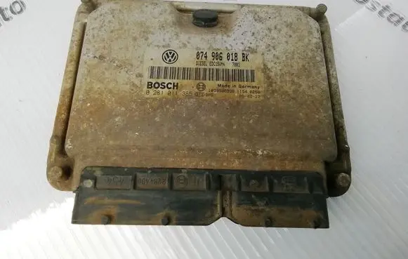 Volkswagen II LT Engine control unit/module 074906018BK 0281011385