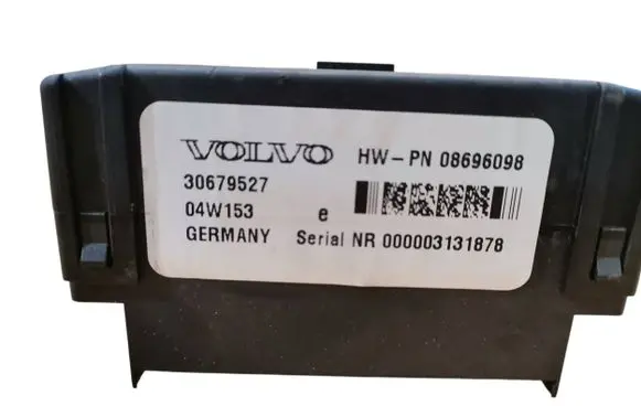 Volvo XC90 Fuse module 30679527 04W153 08696098