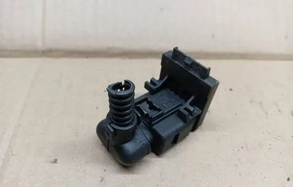 Volkswagen PASSAT B7 Clutch pedal sensor 3C0927810C