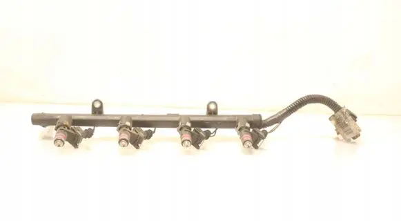 Renault Megane III Fuel main line pipe