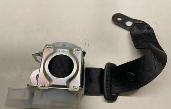 Mercedes-Benz GLA W156 Rear seatbelt A1568600185 1568600185