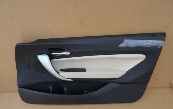 BMW 2 F22 F23 Front door card panel trim