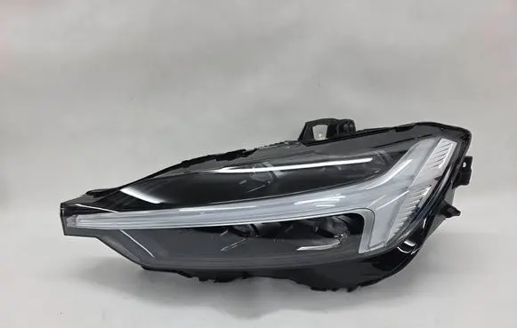 Volvo XC60 Headlight/headlamp 32404709