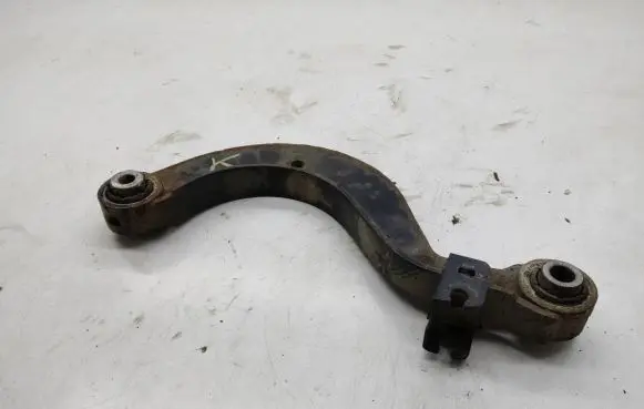 Volkswagen PASSAT B7 Rear control arm 111N22RQ
