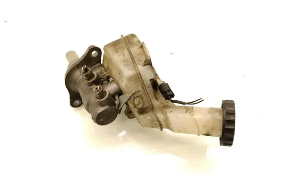 Mitsubishi Outlander Master brake cylinder
