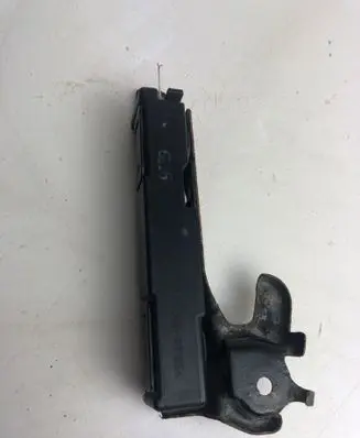 Toyota Hilux (AN10, AN20, AN30) Seat belt height adjuster A1668600088