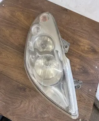 Renault Master III Headlight/headlamp