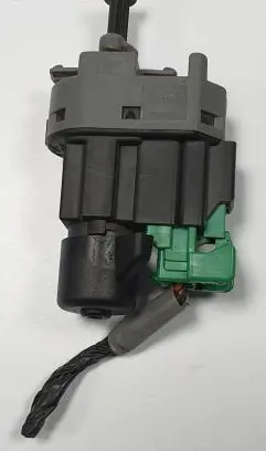 Jaguar S-Type Brake pedal sensor switch XW4T-13480-AD