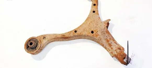 Honda CR-V Front lower control arm/wishbone