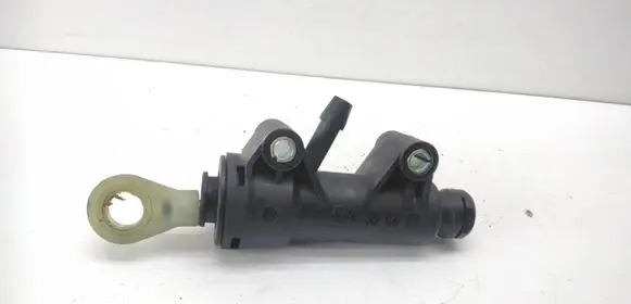 Clutch slave cylinder