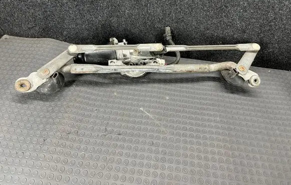 Toyota Prius (XW20) Front wiper linkage and motor 8511047080 1592007660