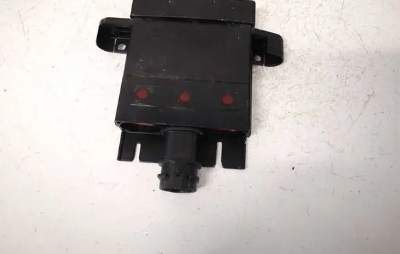 BMW 5 F10 F11 Coolant fan relay 915341802 6114915341802