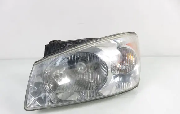 KIA Cerato Headlight/headlamp 