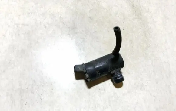 Mazda Premacy Windscreen/windshield washer pump 450023