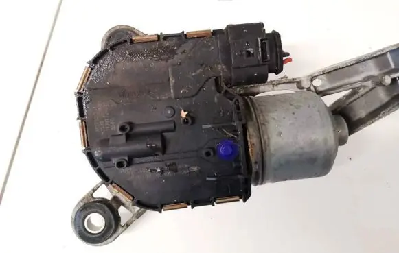 Ford Focus Wiper motor bm5117504ah bm51-17504-ah