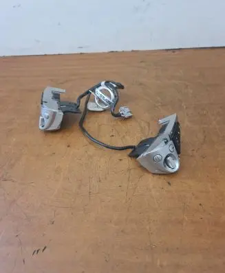 Nissan Juke I F15 Steering wheel buttons/switches 14223MD