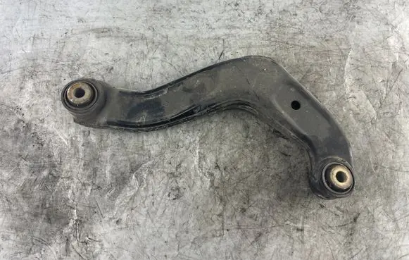 Audi A4 S4 B6 8E 8H Rear control arm 8E0505324M