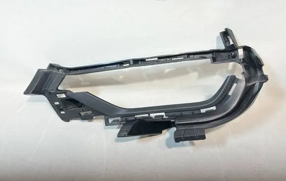 Volvo S90, V90 Fog light bracket 31383904