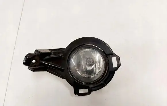 Nissan Juke I F15 Front fog light